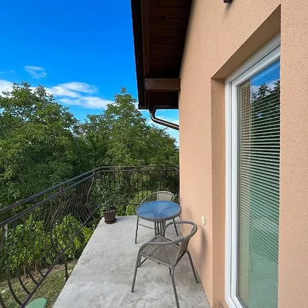 Holiday home House Tomajna