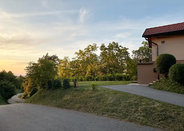 Prázdninový dům House Tomajna *